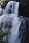 cascada del estrecho.jpg (157428 bytes)