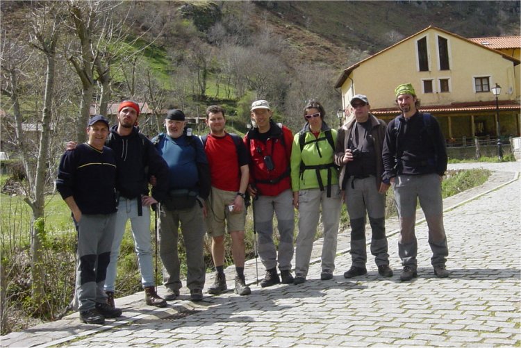 Lucas, Karlos, Julio, Zoltan, Carlos, Marta, ngel y Javier en Can.
