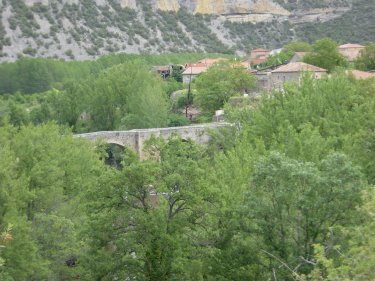 Puente de Pesquera de Ebro