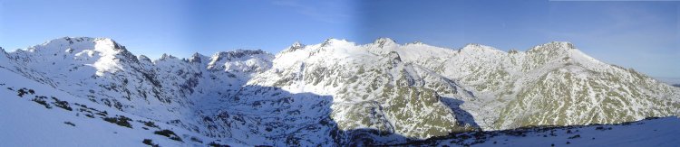 El circo de Gredos desde Los Barrerones (Marzo de 2004)
