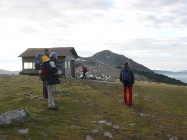 Refugio anterior al Collado de la Tiesa