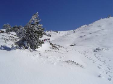 Descenso desde el Puerto del Nevero hacia La Granja.