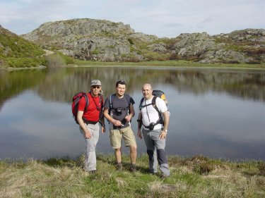 Carlos, Zoltan y Lucas en la Laguna Payn