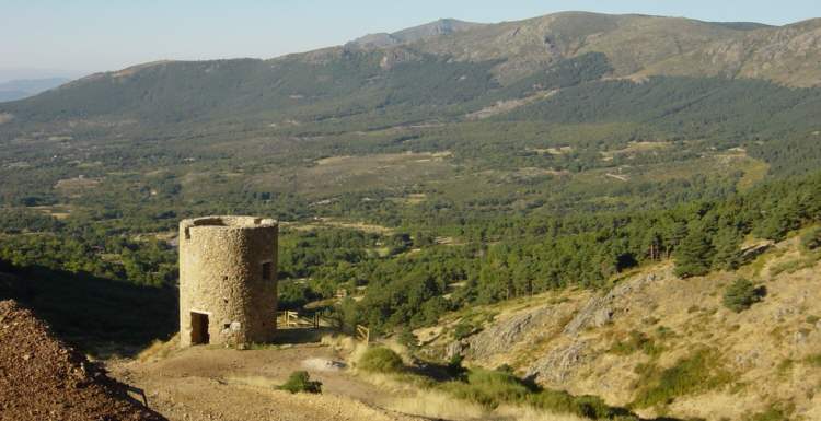 torre de la mina de plata de bustarviejo